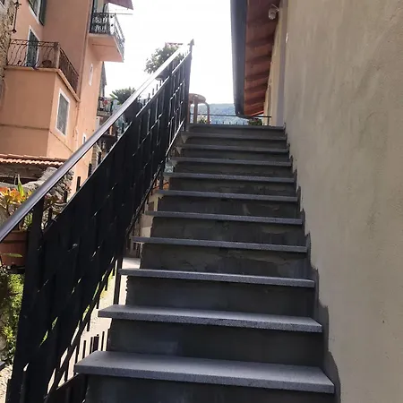 Casa Del Sole 2 ゲストハウス